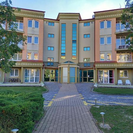 זלקרוס Karos Gold 813 Wellness Apartman מראה חיצוני תמונה