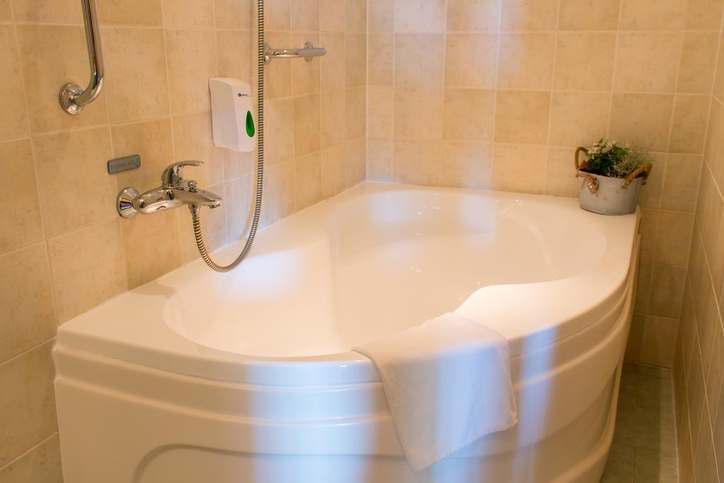 זלקרוס Karos Gold 813 Wellness Apartman מראה חיצוני תמונה
